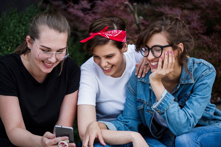 How Gen Z Is Using CBD Roll-Ons Differently